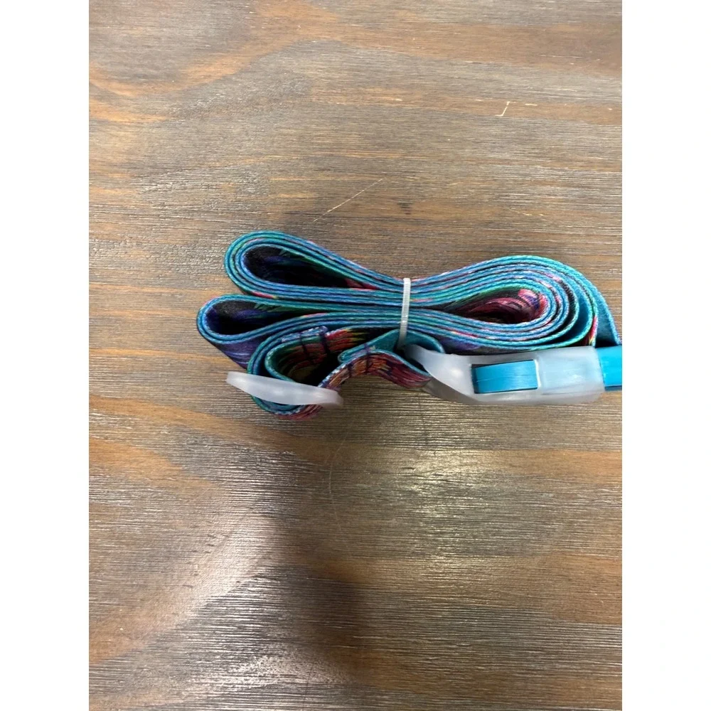 Travelon Mod Floral Luggage Strap New‎